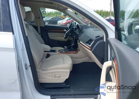 2022 Audi Q5 Premium Plus 45 Tfsi S Line Quattro S Tronic z USA, uszkodzony, nr VIN WA1EAAFY6N2057203